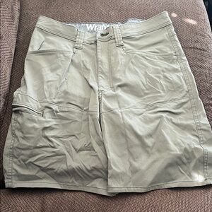 Wrangler Olive Green Cargo Shorts